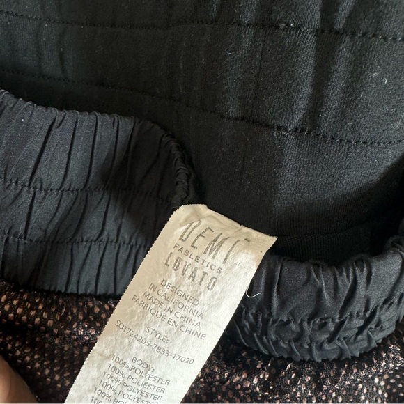 FABLETICS / Demi size xsmall biker workout shorts - Picture 3 of 6